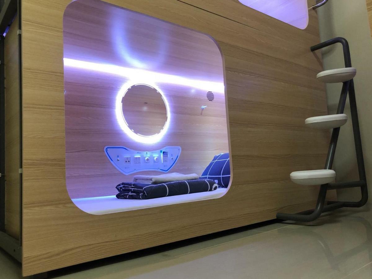 Capsulepod@Aljunied Singapura Exterior foto