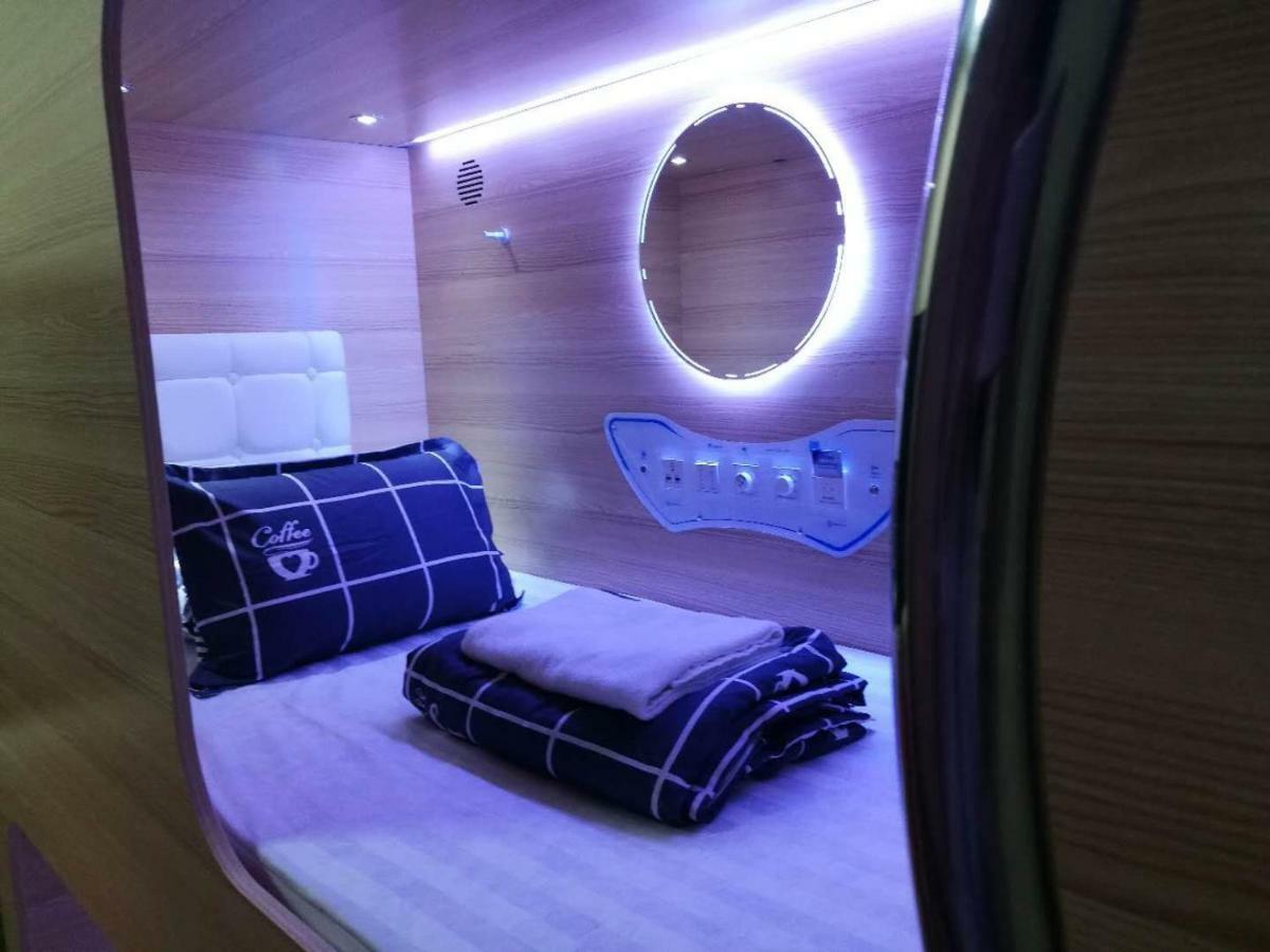 Capsulepod@Aljunied Singapura Exterior foto